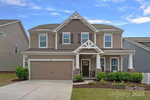 2032 Burton Point Ct, Waxhaw, NC 28173