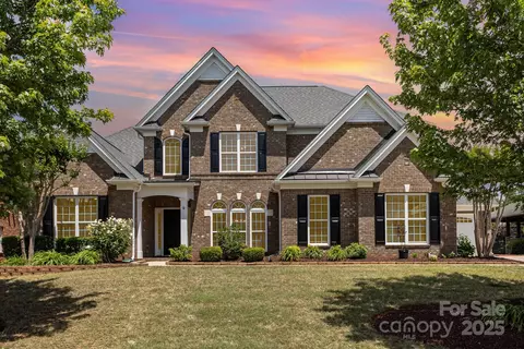 10202 Alouette Dr, Waxhaw, NC 28173