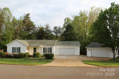108 Carolina Paradise Rd, Rutherfordton, NC 28139
