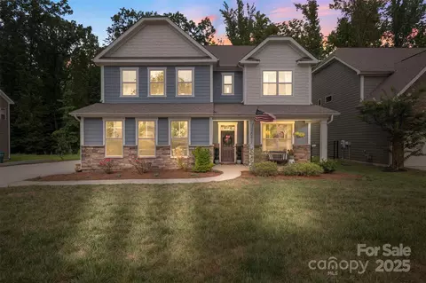 20417 Creek Bend Edge Ct, Matthews, NC 28105