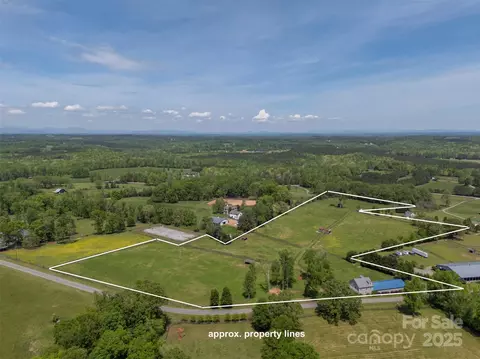 View/Area - 855 Phillips Rd, Columbus, NC 28722 photo 2 of 6