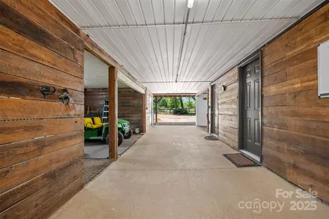 Entry Way - 855 Phillips Rd, Columbus, NC 28722 photo 1 of 2