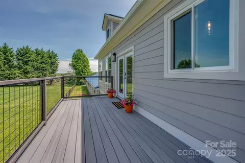 Exterior - 855 Phillips Rd, Columbus, NC 28722 photo 3 of 5