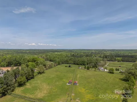 View/Area - 855 Phillips Rd, Columbus, NC 28722 photo 6 of 6