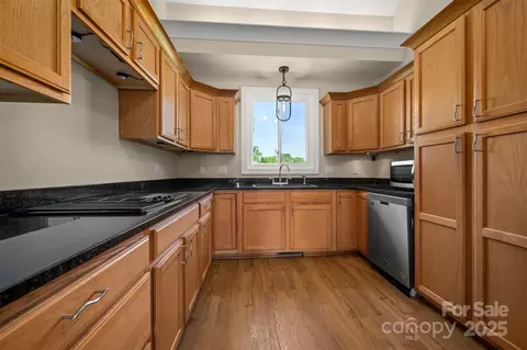 Kitchen - 855 Phillips Rd, Columbus, NC 28722 photo 1 of 3