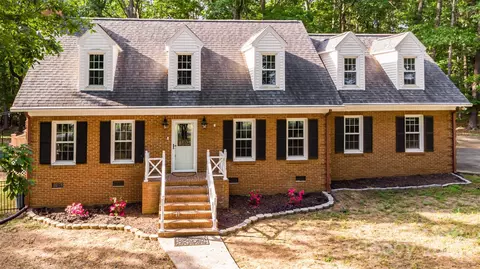 328 Earl Griffin Rd, Monroe, NC 28112