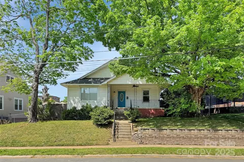 209 S Ransom St, Gastonia, NC 28052