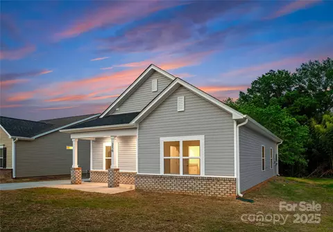 1619 Martin Ave, Gastonia, NC 28052 photo 2