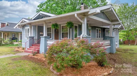 218 5th Se St SE, Hickory, NC 28602