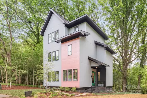 1847 Vinton St, Charlotte, NC 28216