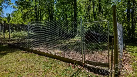 403 3rd Nw St NW, Conover, NC 28613 photo 32