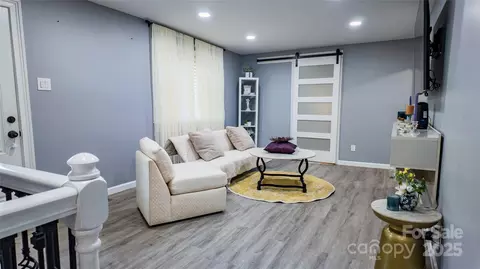 403 3rd Nw St NW, Conover, NC 28613 photo 6
