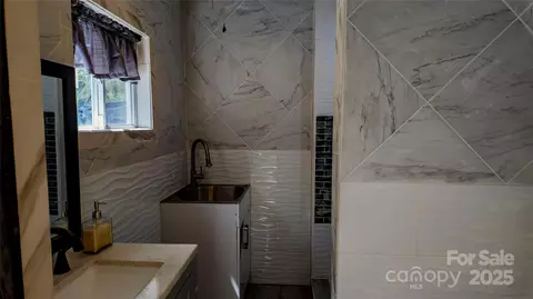 403 3rd Nw St NW, Conover, NC 28613 photo 33