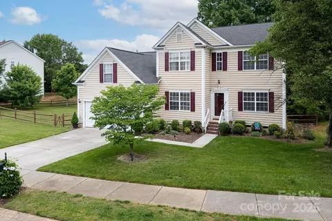 10508 Madison Park Dr, Charlotte, NC 28269