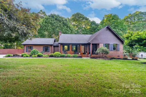 2202 Bearskin Ln, Monroe, NC 28110