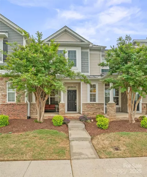 233 E Waterlynn B Rd #B, Mooresville, NC 28117