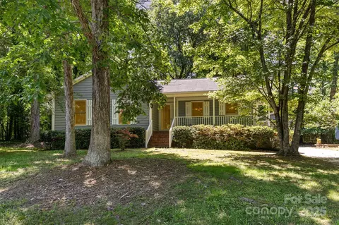 16320 Peach Grove Ln, Charlotte, NC 28277