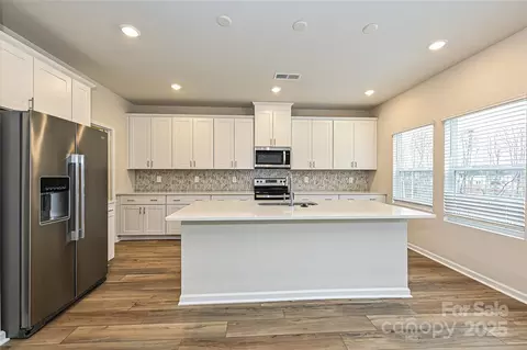 2127 Rolling Hills Ct, Stanley, NC 28164 photo 7