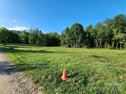 233 Edgewood S 4 Rd S #4, Asheville, NC 28803