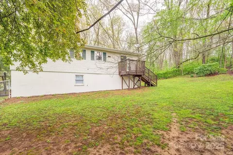 Exterior - 44 Arrowhead St, Clyde, NC 28721 photo 4 of 4