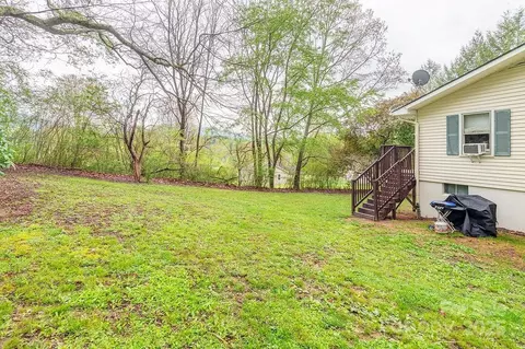 Exterior - 44 Arrowhead St, Clyde, NC 28721 photo 3 of 4