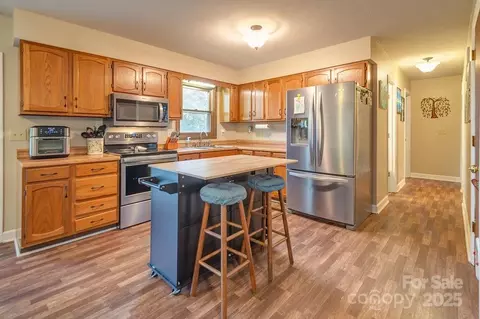 Kitchen - 44 Arrowhead St, Clyde, NC 28721 photo 1 of 4