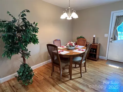 Dining - 506 E Pine St, Maiden, NC 28650 photo 1 of 1