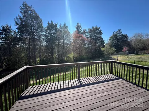 Exterior - 506 E Pine St, Maiden, NC 28650 photo 1 of 2