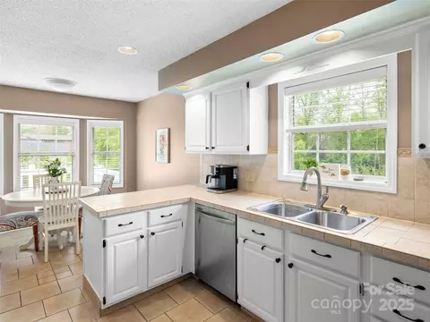 Kitchen - 103 Higgins Rd, Fletcher, NC 28732 photo 3 of 4