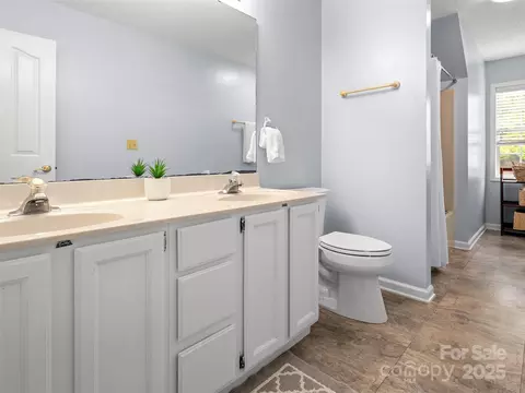 Bath - 103 Higgins Rd, Fletcher, NC 28732 photo 3 of 5
