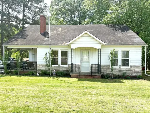 2535 S Nc 16 Hwy, Newton, NC 28658