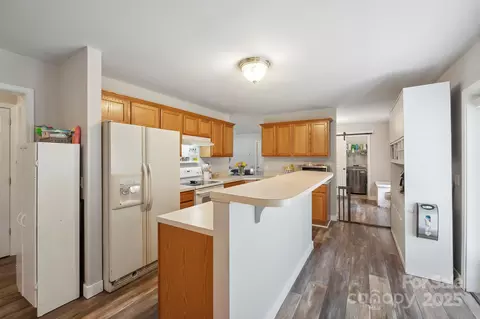 Other - 2324 7th Nw Ave NW, Hickory, NC 28601 photo 9 of 13