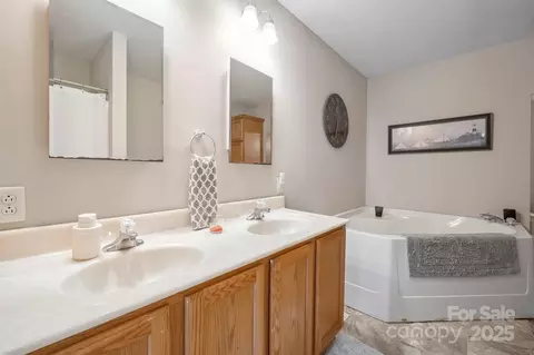 Other - 2324 7th Nw Ave NW, Hickory, NC 28601 photo 8 of 13