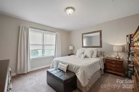Bedroom - 2324 7th Nw Ave NW, Hickory, NC 28601 photo 1 of 7