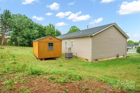 Other - 2324 7th Nw Ave NW, Hickory, NC 28601 photo 2 of 13