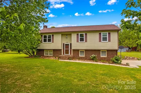 1260 Summer Ln, Salisbury, NC 28146