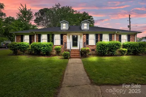 101 Wynnchester Rd, Gastonia, NC 28056