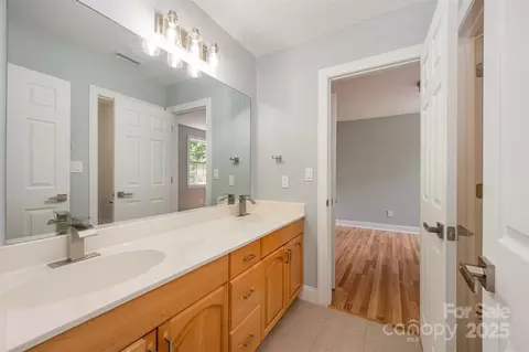 Bath - 9066 Tulagi Ct, Tega Cay, SC 29708 photo 2 of 2