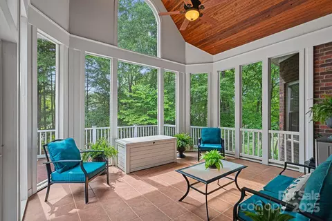 202 Whitmyre Ct, Fort Mill, SC 29715