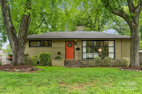 513 Inwood Dr, Charlotte, NC 28209