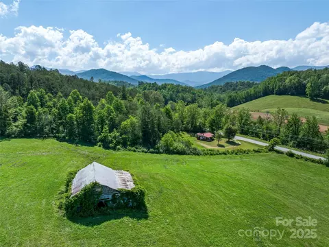 1384 Barnardsville Hwy, Barnardsville, NC 28709