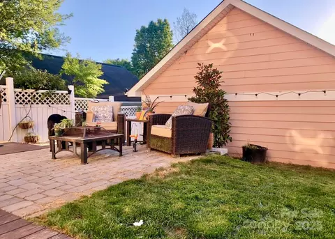 Exterior - 240 Faust Rd, Davidson, NC 28036 photo 6 of 7