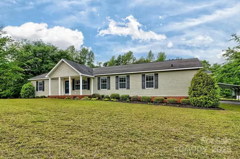 1774 Wintertide Rd, Jefferson, SC 29718