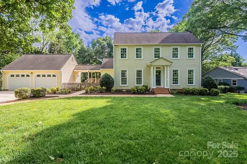4501 Bainview Dr, Mint Hill, NC 28227