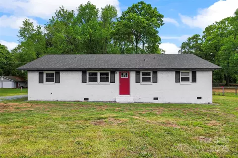 5704 Indian Trail Fairview Rd, Indian Trail, NC 28079