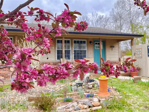 40 Eastover Dr, Asheville, NC 28806