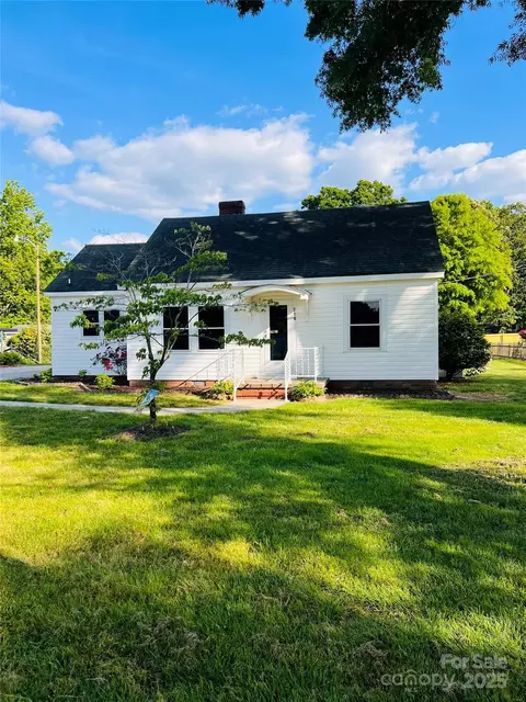 716 E Union St, Marshville, NC 28103