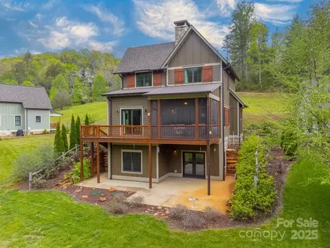 100 Grayling Dr, Cullowhee, NC 28723 photo 3