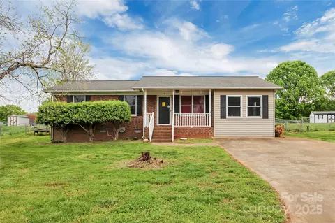 114 Southglenn Dr, Shelby, NC 28152