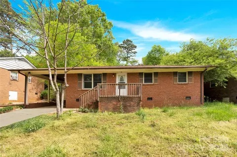 735 Wilbrown Cir, Charlotte, NC 28217